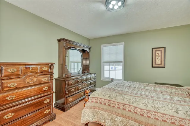 $269,900 | 24 Silver Maple Drive, Gates, NY 14559