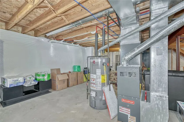 $269,900 | 24 Silver Maple Drive, Gates, NY 14559