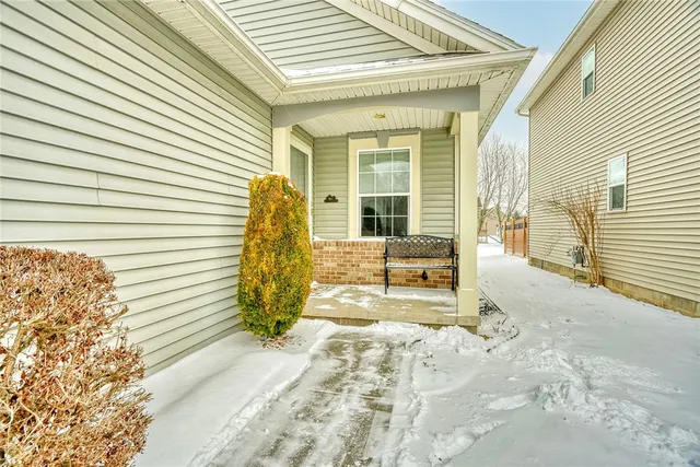 $269,900 | 24 Silver Maple Drive, Gates, NY 14559