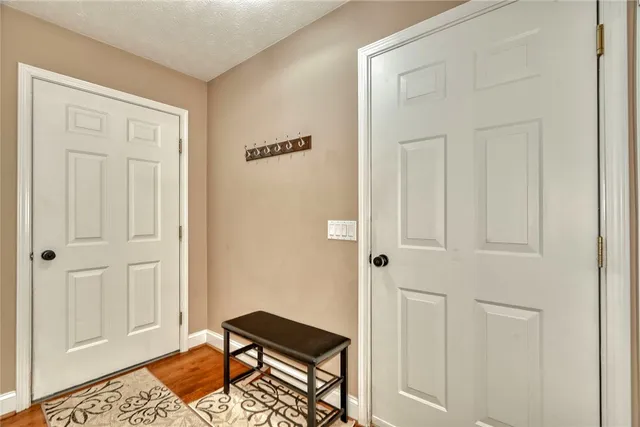 $269,900 | 24 Silver Maple Drive, Gates, NY 14559