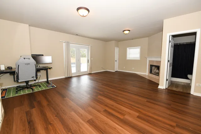 $350,000 | 1033 White Pine Drive, Antioch, IL 60002