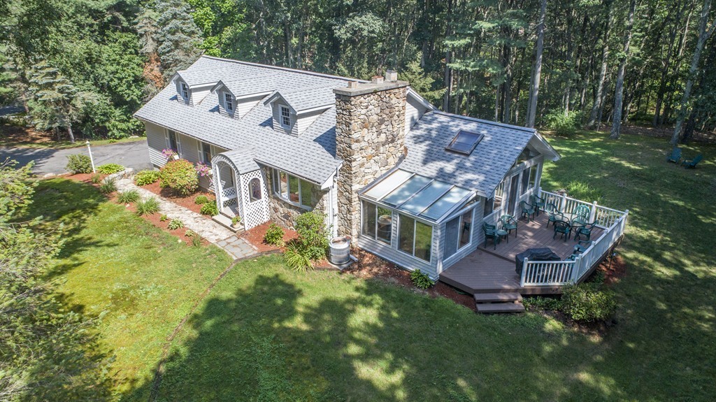 6 Pomeroy Road Andover, MA 01810 - Photo 2 of 6