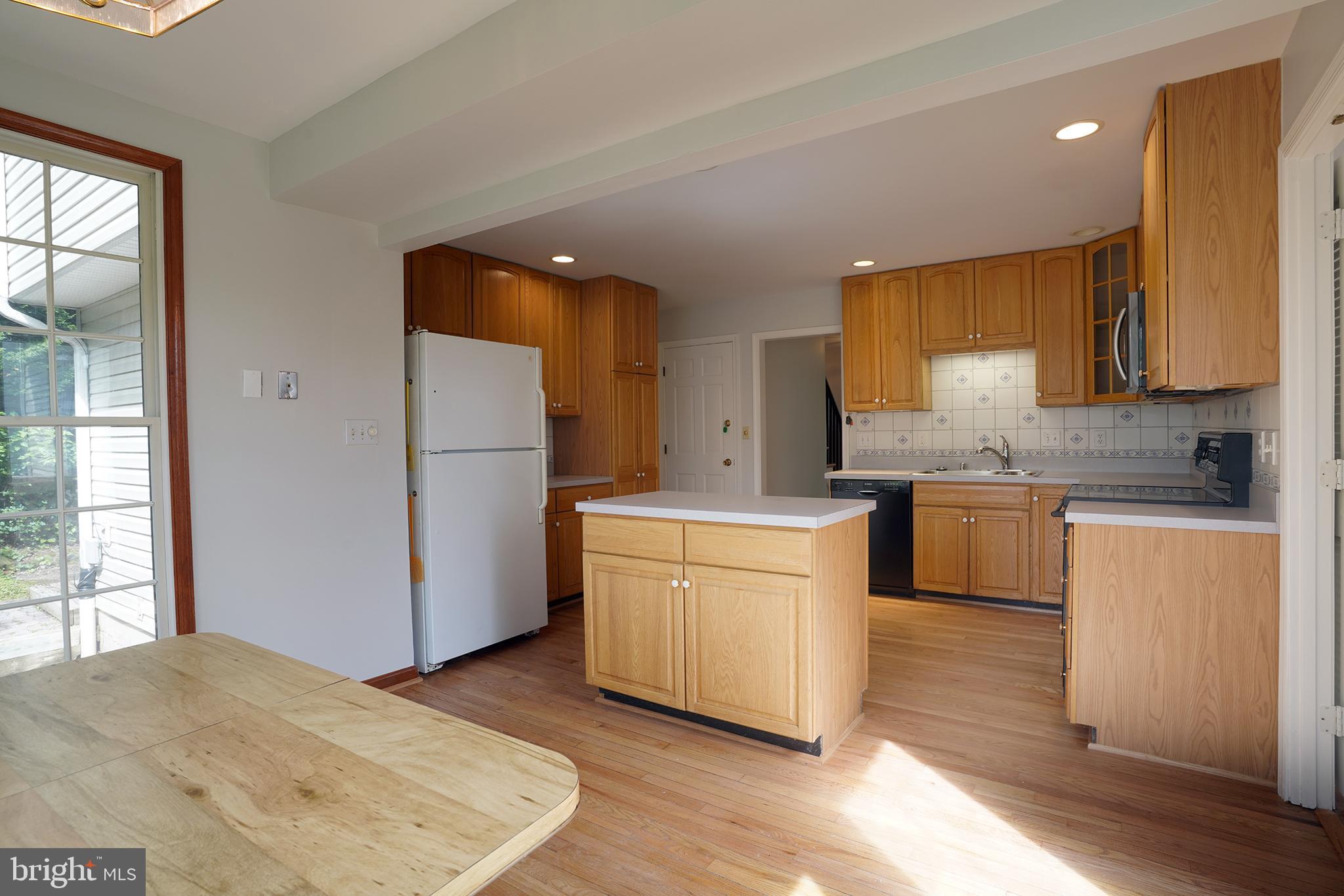 812 Ramshead Circle Cockeysville, MD 21030 - Photo 12 of 35