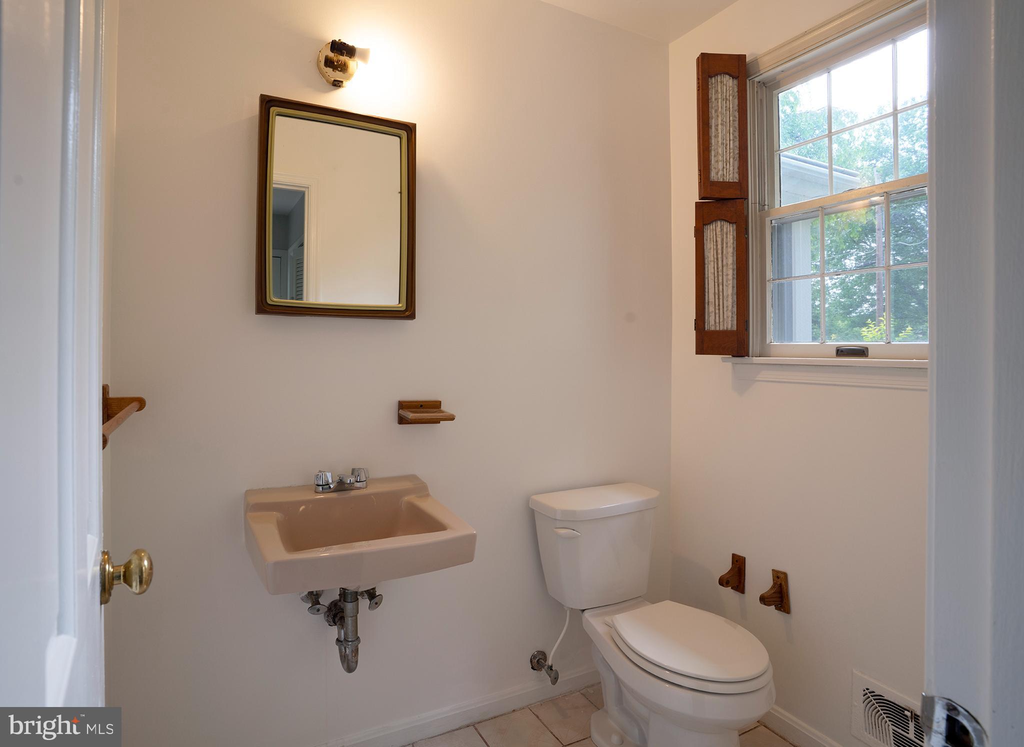 812 Ramshead Circle Cockeysville, MD 21030 - Photo 15 of 35