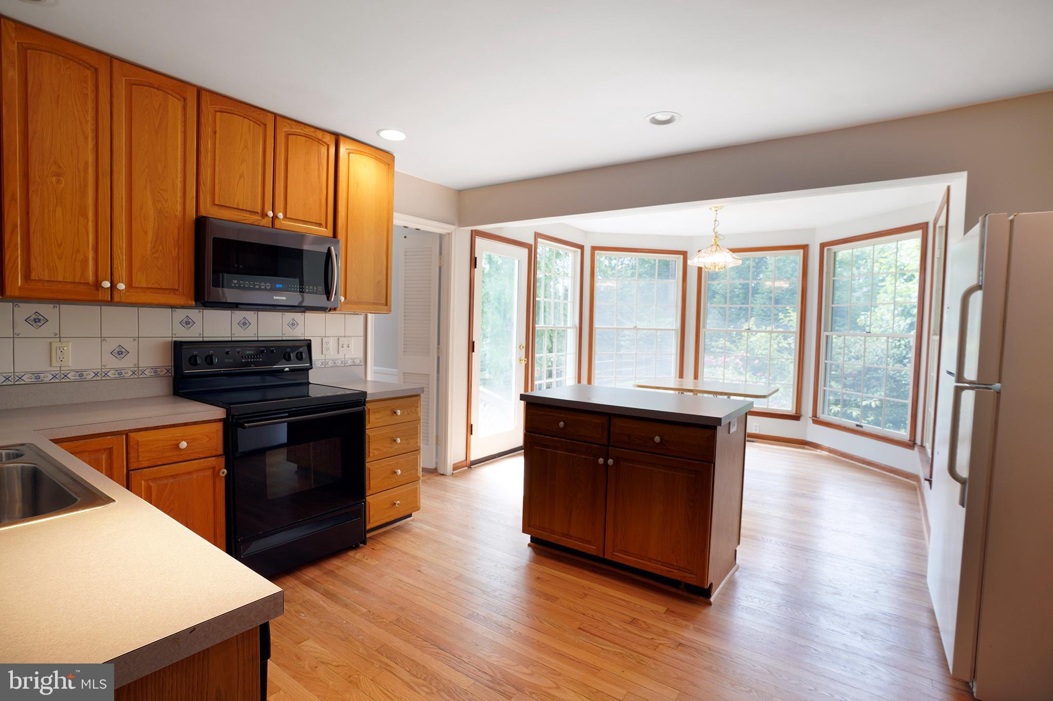 812 Ramshead Circle Cockeysville, MD 21030 - Photo 7 of 35