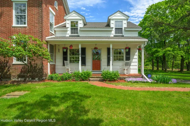 front view of house with a yard