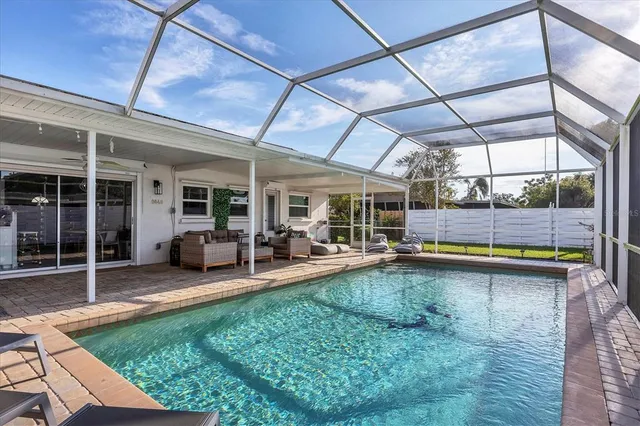 $7,000 | 3126 Bougainvillea Street, Sarasota, FL 34239