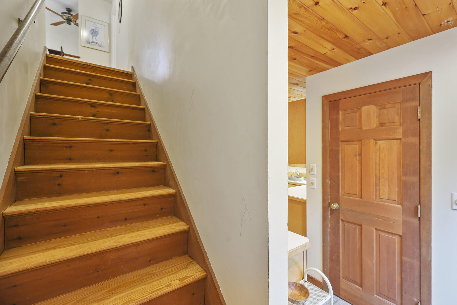 20 Pine Valley Road Wellfleet, MA 02667 - Photo 12 of 52 a view of entryway