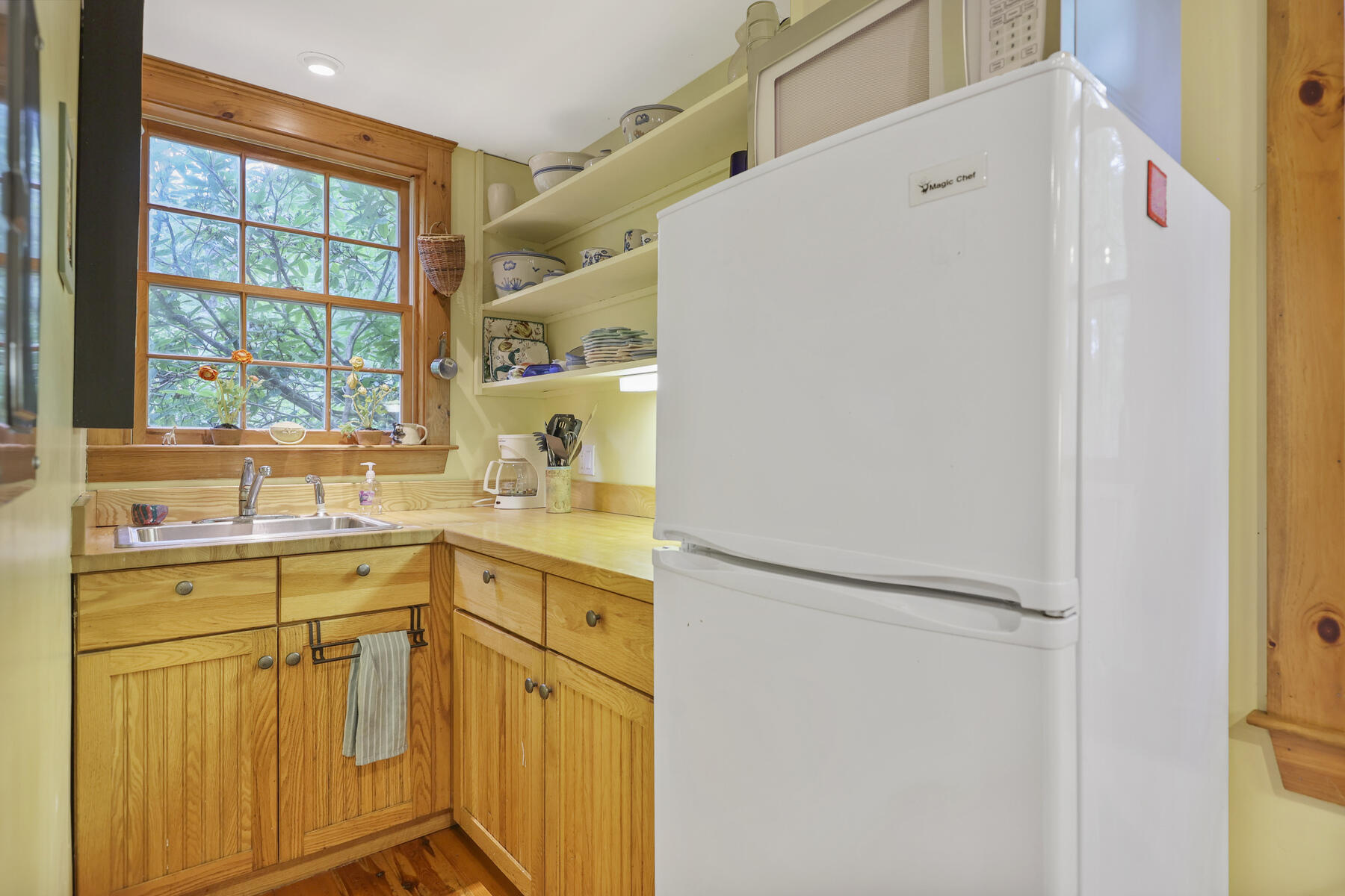 20 Pine Valley Road Wellfleet, MA 02667 - Photo 34 of 52 a kitchen with a refrigerator and a sink