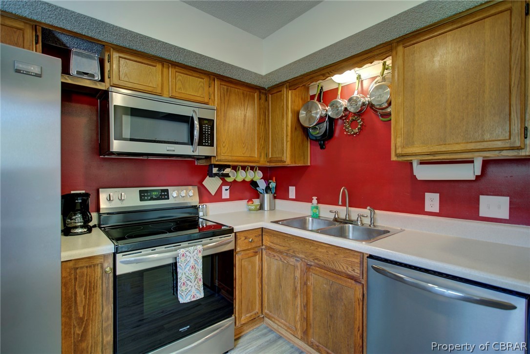 3427 Hollow Pond Road Hayes, VA 23072 - Photo 14 of 34