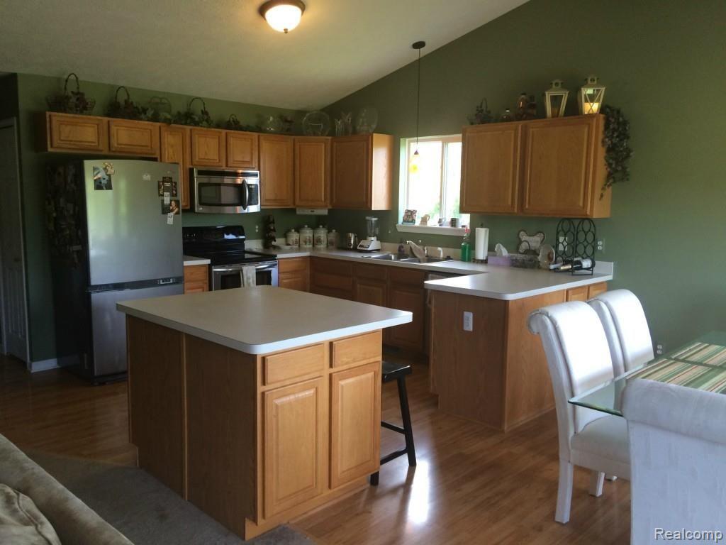 7862 North Nicholson Road Fowlerville, MI 48836 - Photo 5 of 20