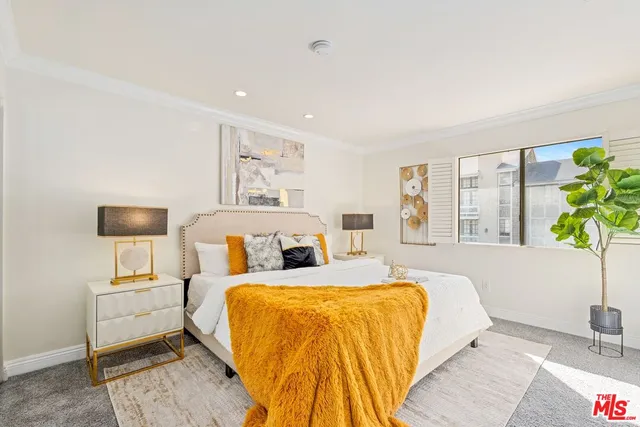 $850,000 | 1716 Brockton Avenue, Unit 101, Los Angeles, CA 90025