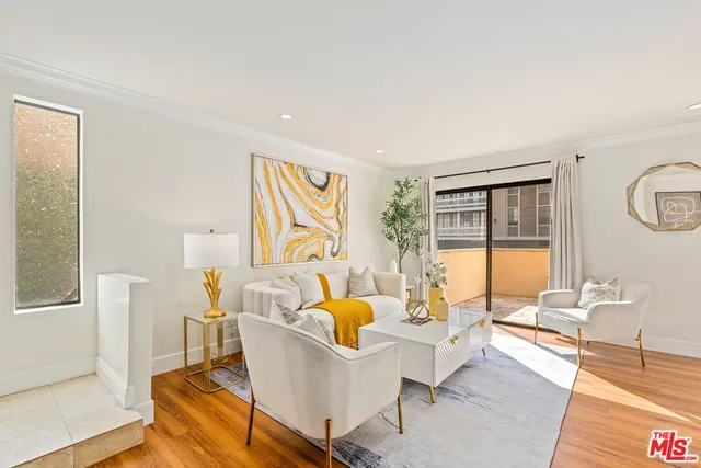 $850,000 | 1716 Brockton Avenue, Unit 101, Los Angeles, CA 90025