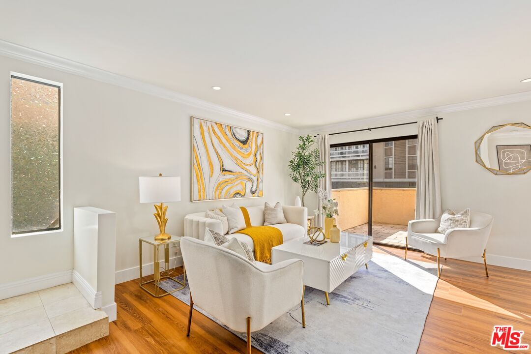 1716 Brockton Avenue, Unit 101 Los Angeles, CA 90025 - Photo 2 of 26