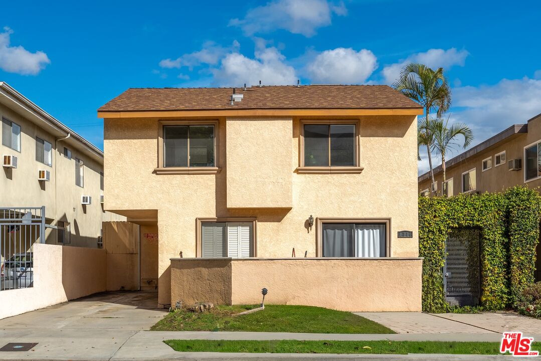 1716 Brockton Avenue, Unit 101 Los Angeles, CA 90025 - Photo 23 of 26