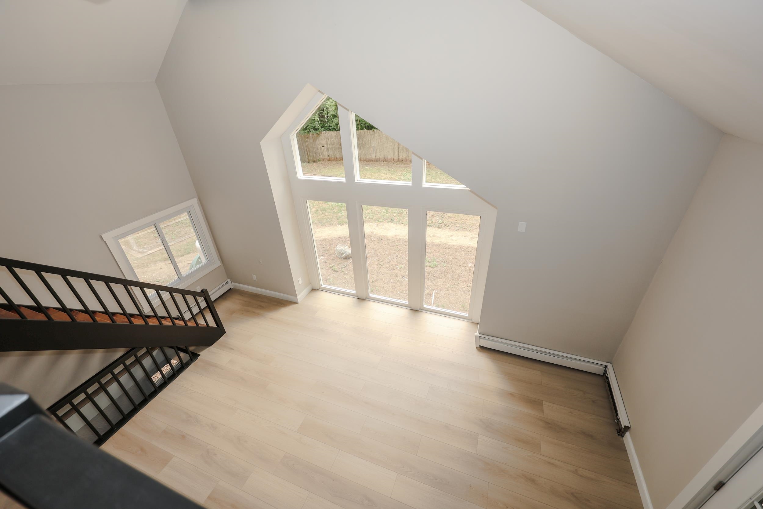 112 Gilson Road Nashua, NH 03062 - Photo 32 of 51