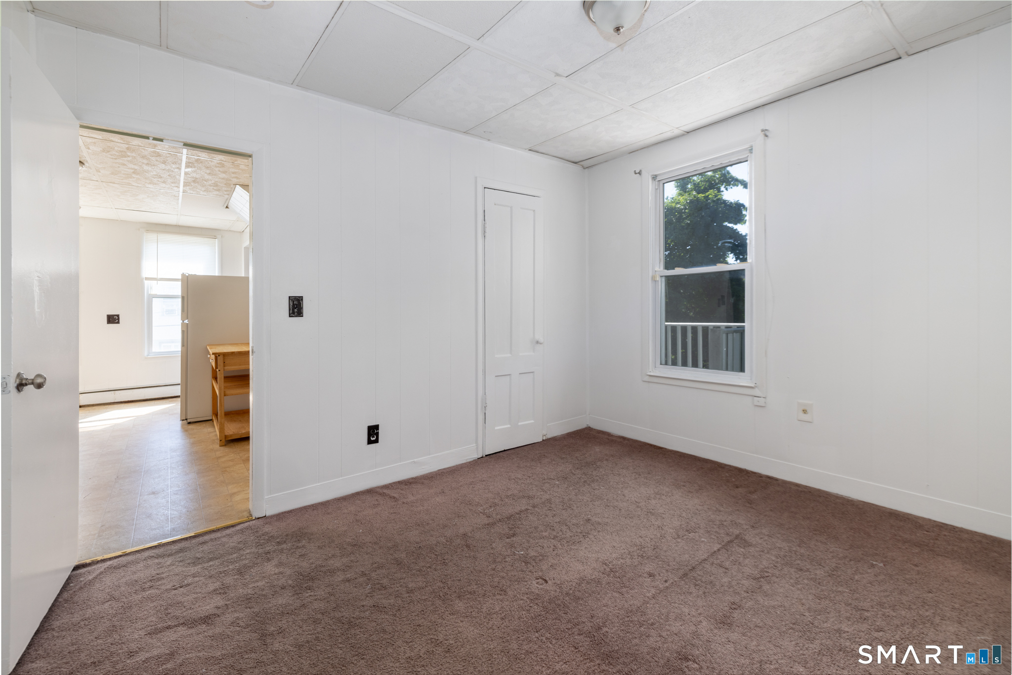 95 Sunnyside Avenue Waterbury, CT 06708 - Photo 5 of 27 2nd floor