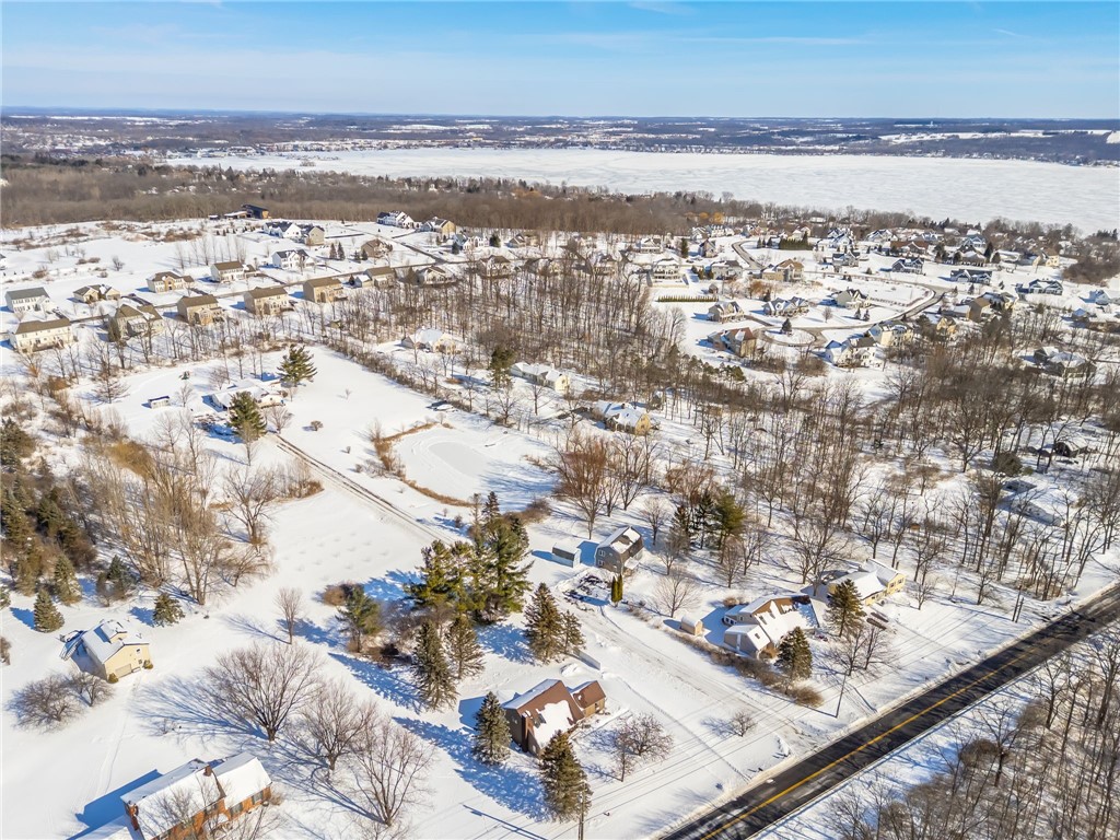 5058 Butler Road Canandaigua Town, NY 14424 - Photo 6 of 38