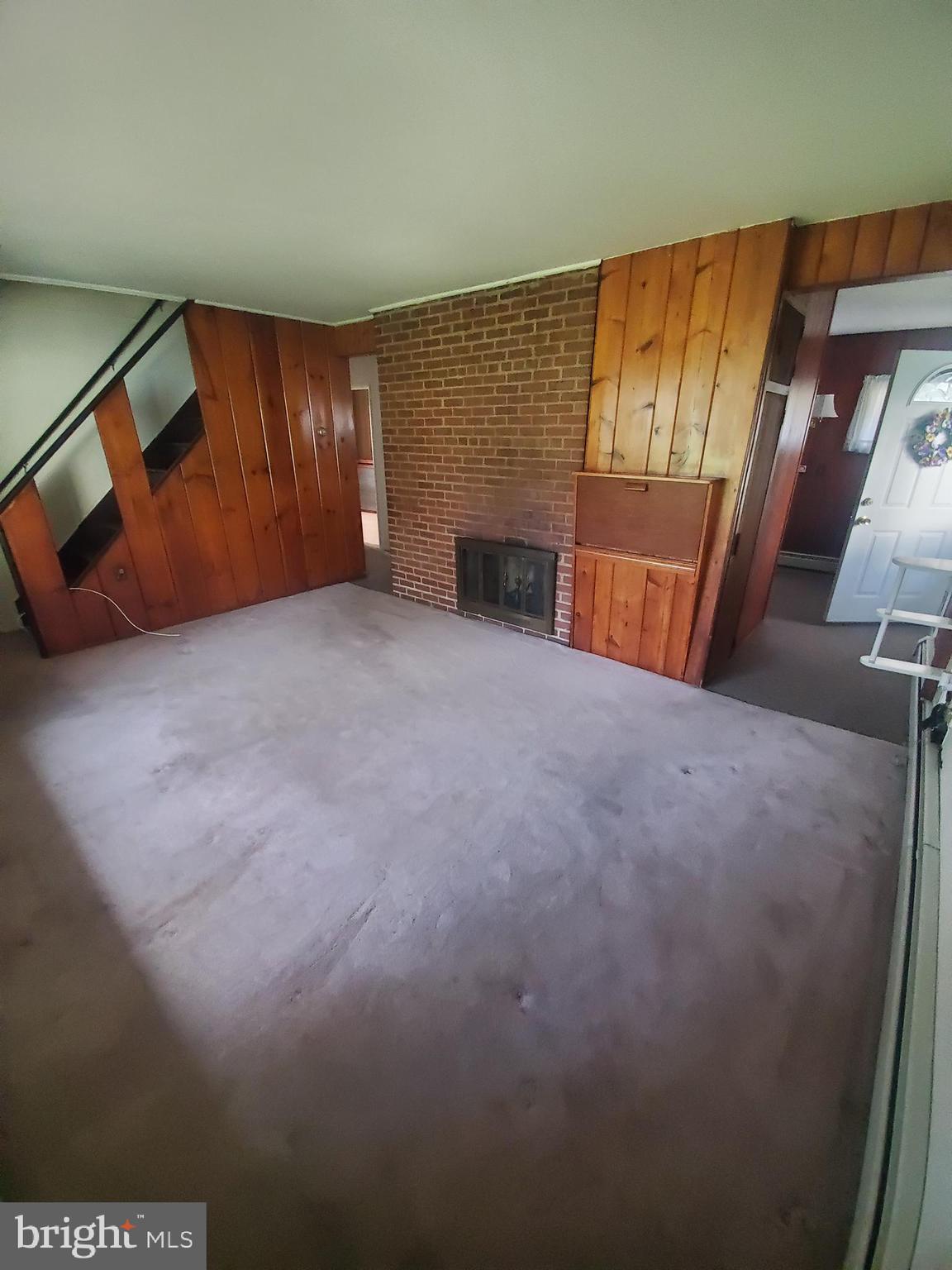 9235 Woodenbridge Road Philadelphia, PA 19114 - Photo 11 of 17 Gallery Image 11