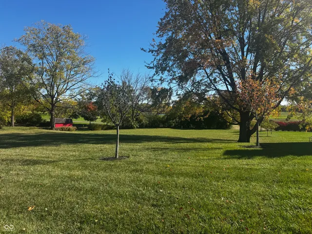 $1,000,000 | 10837 Thunderbird Drive, Carmel, IN 46032