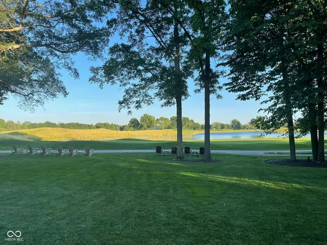 $1,000,000 | 10837 Thunderbird Drive, Carmel, IN 46032