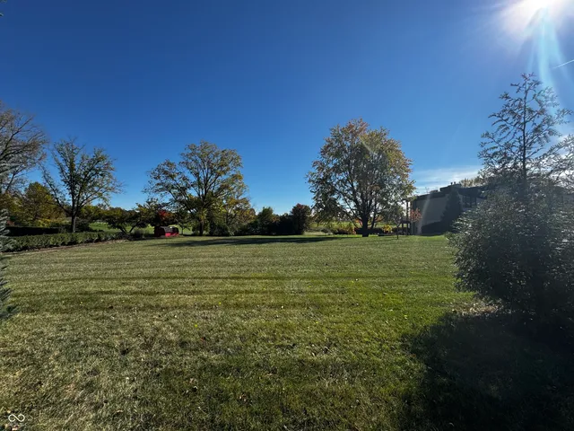 $1,000,000 | 10837 Thunderbird Drive, Carmel, IN 46032