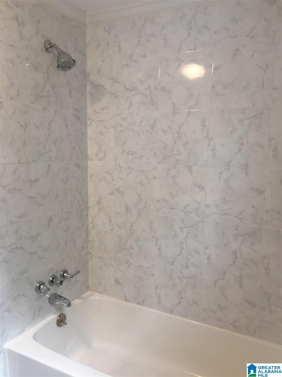 185 Lakeshore Circle Oneonta, AL 35121 - Photo 13 of 27