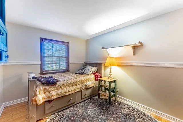 $474,900 | 3S240 Burr Oak Drive, Glen Ellyn, IL 60137