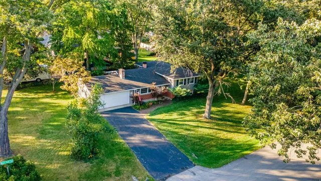 $474,900 | 3S240 Burr Oak Drive, Glen Ellyn, IL 60137