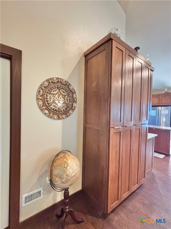 174 Riley Lane Port O'Connor, TX 77982 - Photo 14 of 47