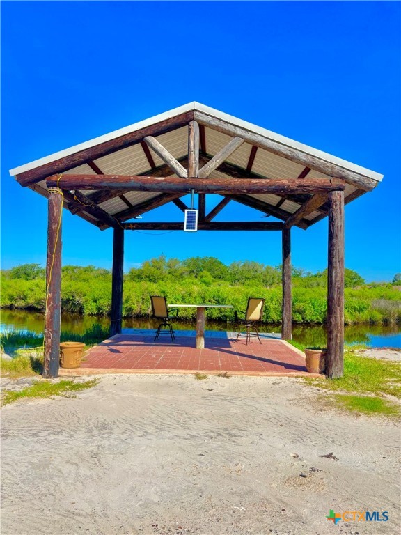 174 Riley Lane Port O'Connor, TX 77982 - Photo 3 of 47