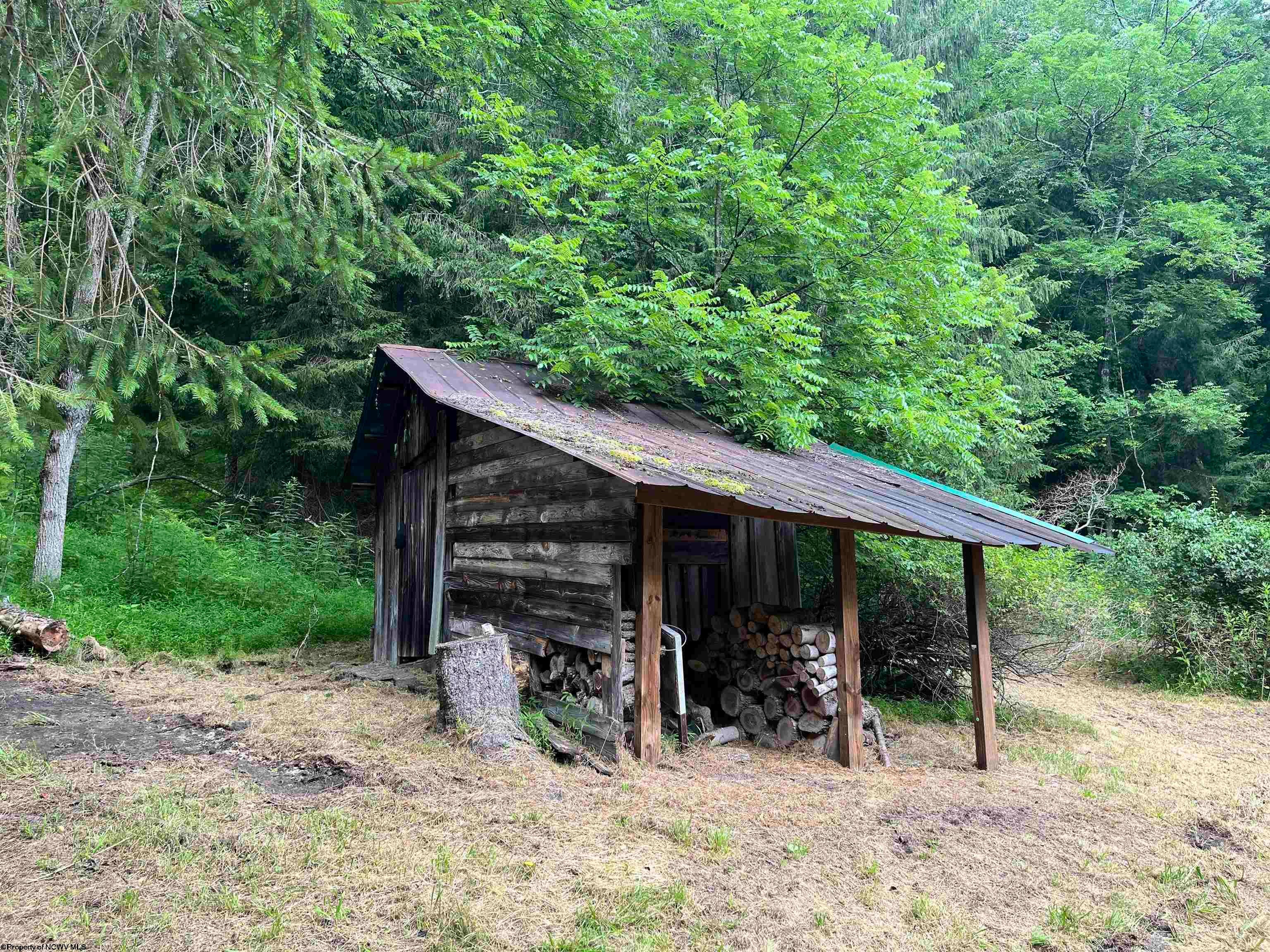 1735 Heavner Grove Road Buckhannon, WV 26201 - Photo 21 of 48 Gallery Image 21