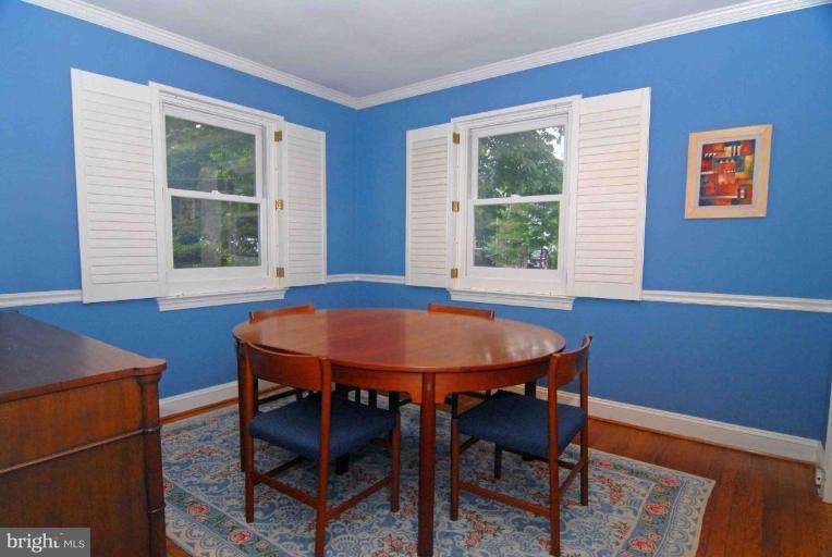 5316 Wakefield Road Bethesda, MD 20816 - Photo 4 of 21 Dining Room