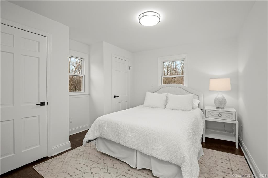 421 Shelton Road Trumbull, CT 06611 - Photo 13 of 35