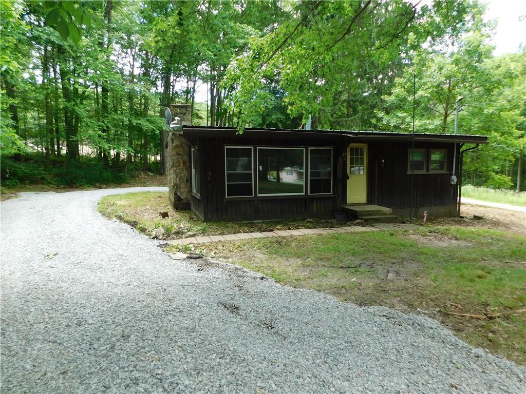 170 Maple Summit Road Mill Run, PA 15464 - Photo 6 of 25