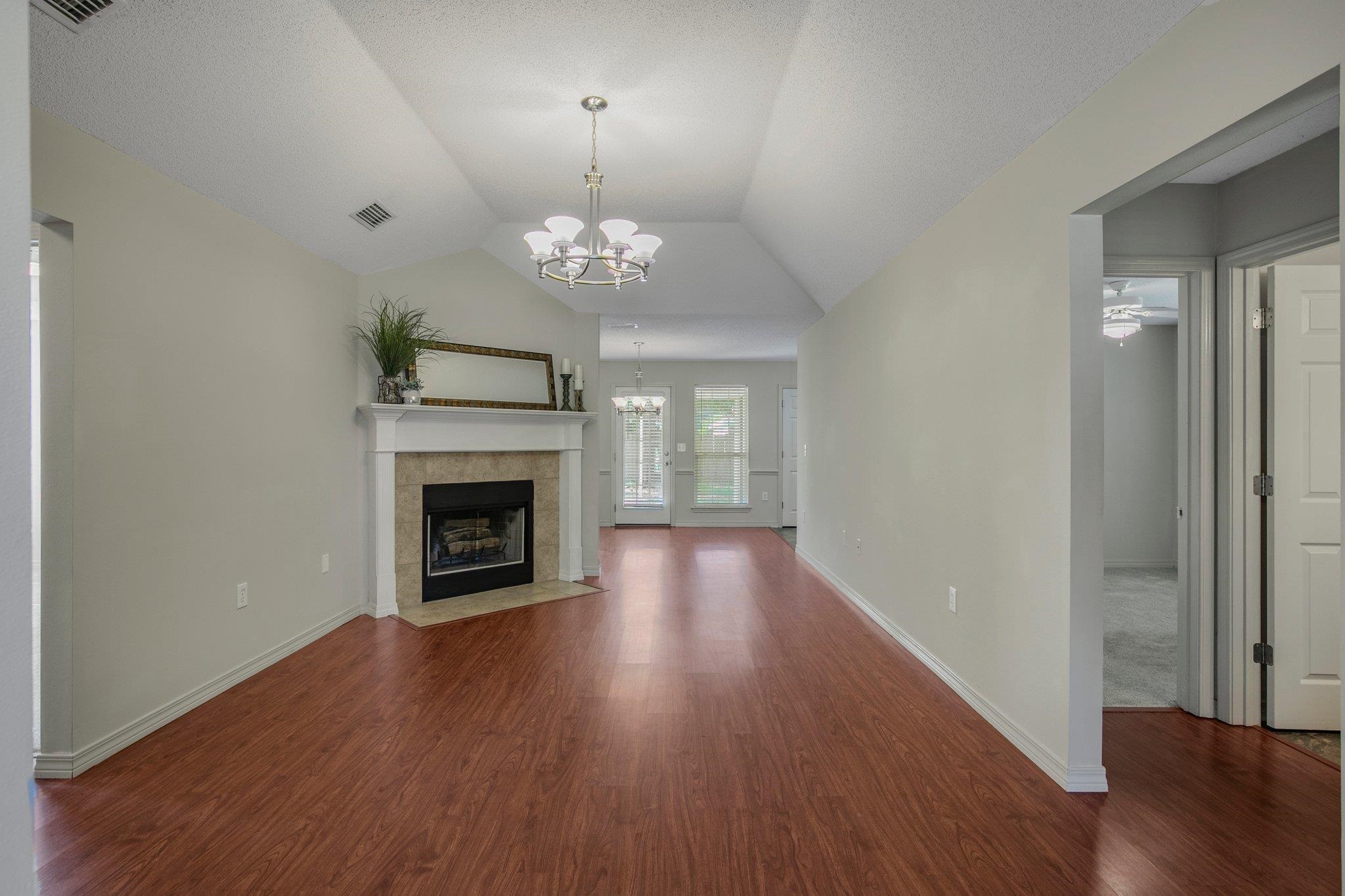8176 Edgewood Drive Daphne, AL 36526 - Photo 6 of 40