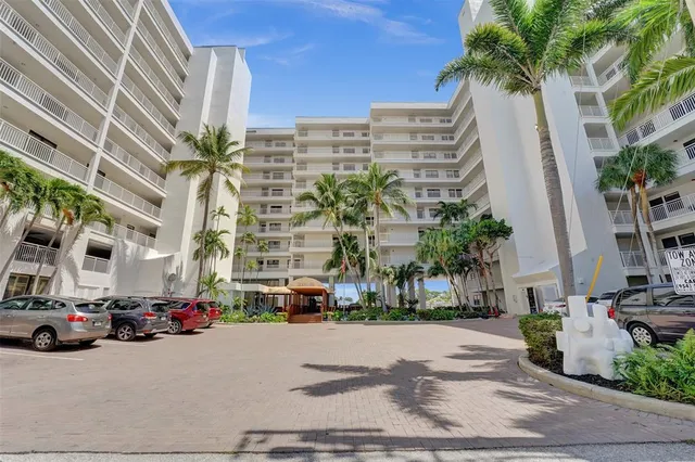 $1,099,000 | 3100 Northeast 48th Street, Unit 311, Fort Lauderdale, FL 33308