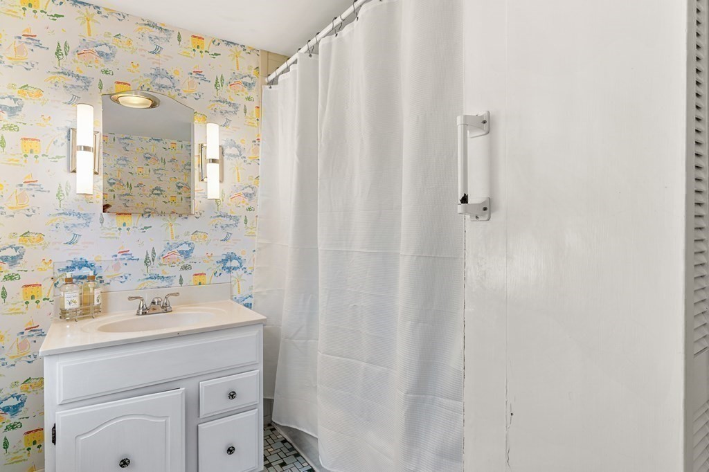 10 Everett Paine Boulevard Marblehead, MA 01945 - Photo 16 of 24