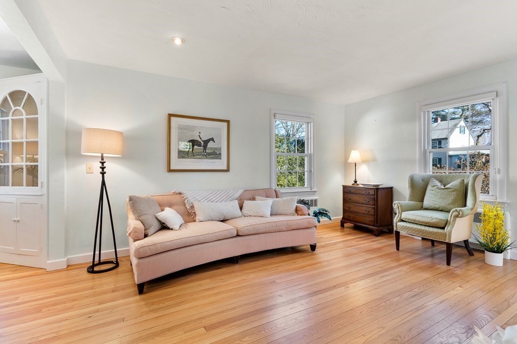 10 Everett Paine Boulevard Marblehead, MA 01945 - Photo 2 of 24