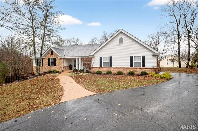$600,000 | 2106 Babler Ridge Lane, Wildwood, MO 63038