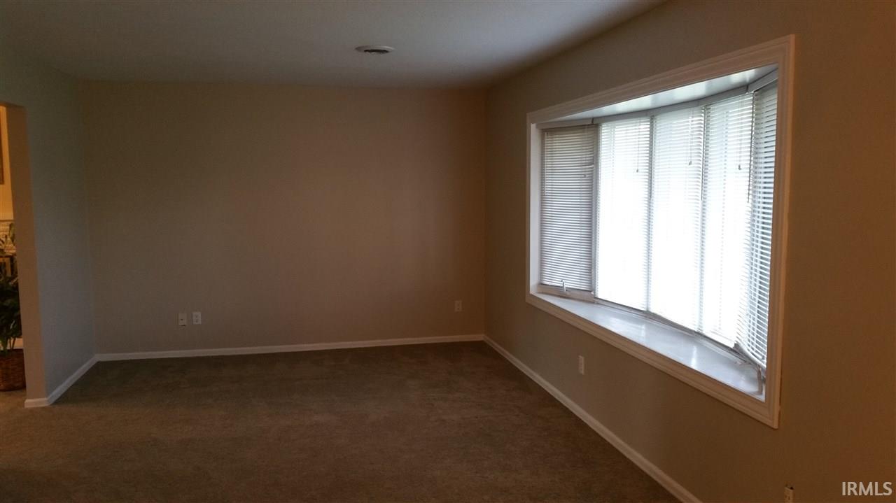 8606 Illinois Road Fort Wayne, IN 46804 - Photo 6 of 9