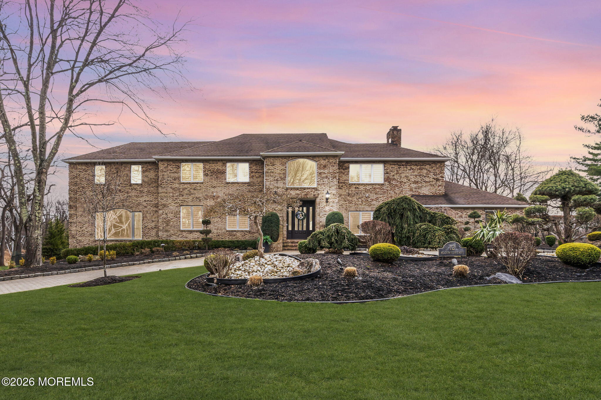 1-web-or-mls-_CMP0746-1b (2)