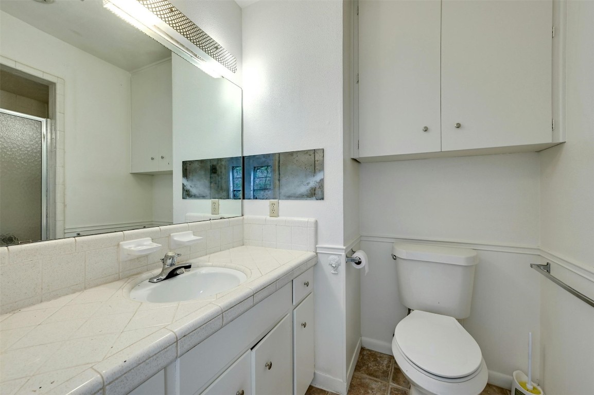 20 Pillow Road Sunset Valley, TX 78745 - Photo 14 of 27