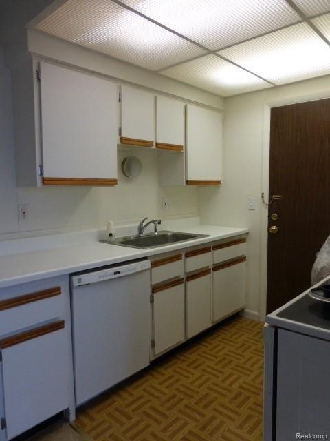 2419 Riverside Drive, Unit 209 Trenton, MI 48183 - Photo 24 of 24