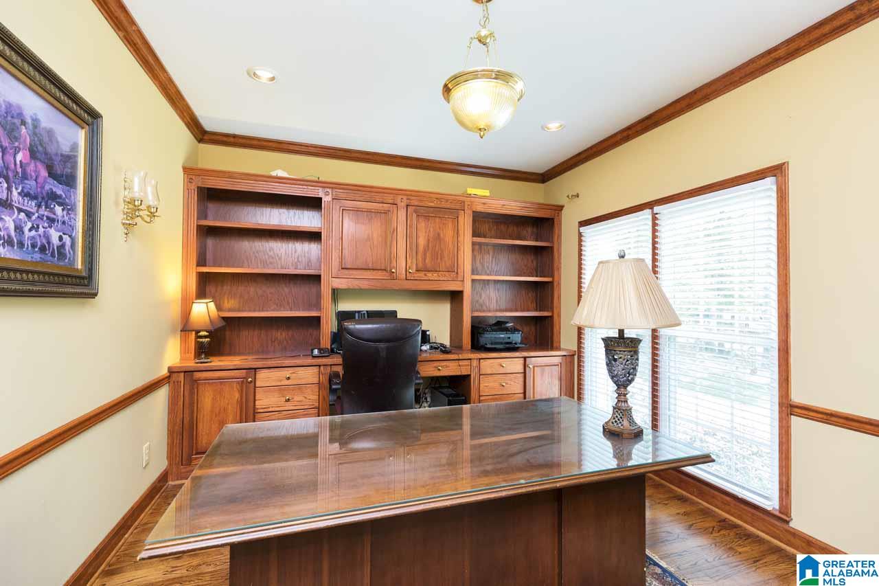 505 Bayhill Road Birmingham, AL 35244 - Photo 5 of 45