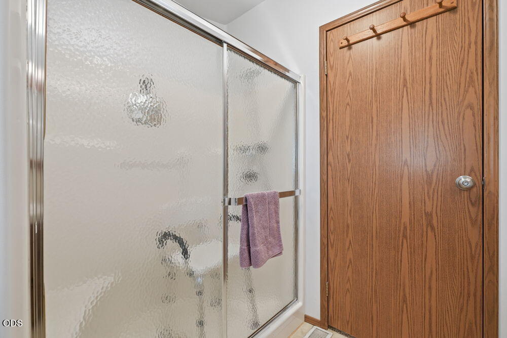 62765 Stenkamp Road Bend, OR 97701 - Photo 20 of 47