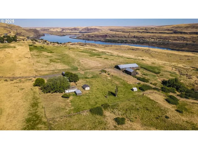 $999,000 | 9230 State Route 14, Wishram, WA 98673