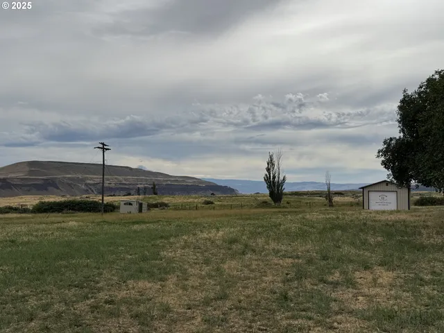 $999,000 | 9230 State Route 14, Wishram, WA 98673
