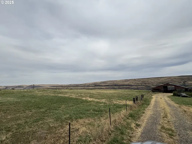 $999,000 | 9230 State Route 14, Wishram, WA 98673