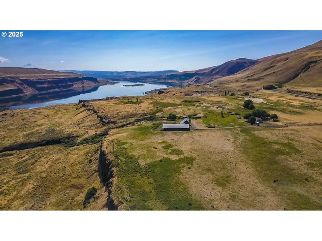 $999,000 | 9230 State Route 14, Wishram, WA 98673